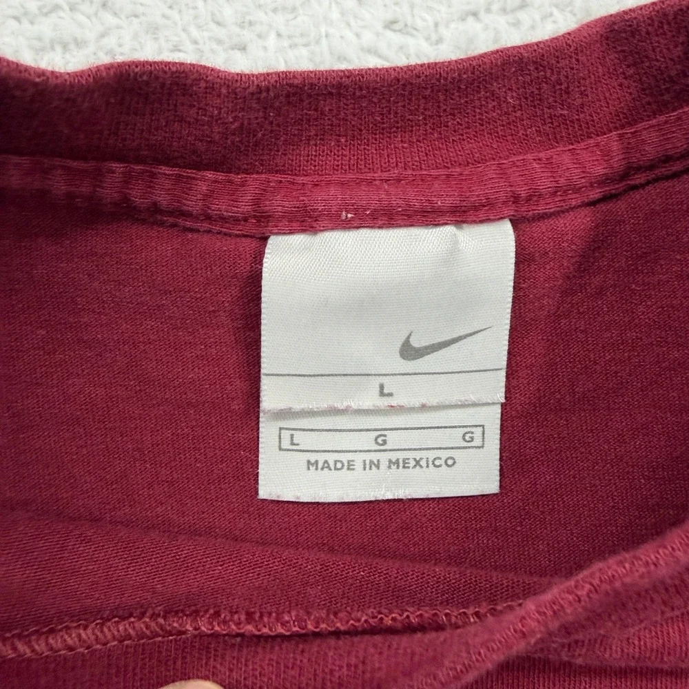 VTG 90s Nike Men's‎ Burgundy TShirt Small Swoosh Logo Size Large Made in Mexico